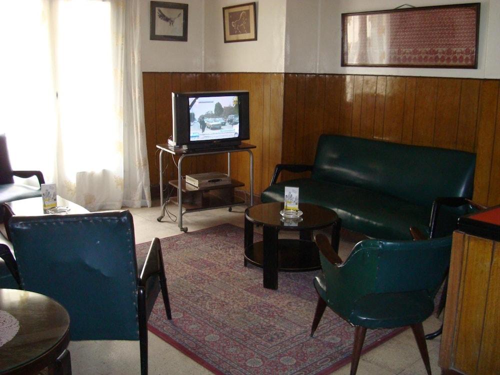 lounge