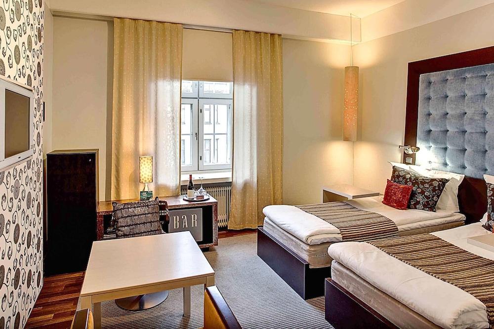 rooms