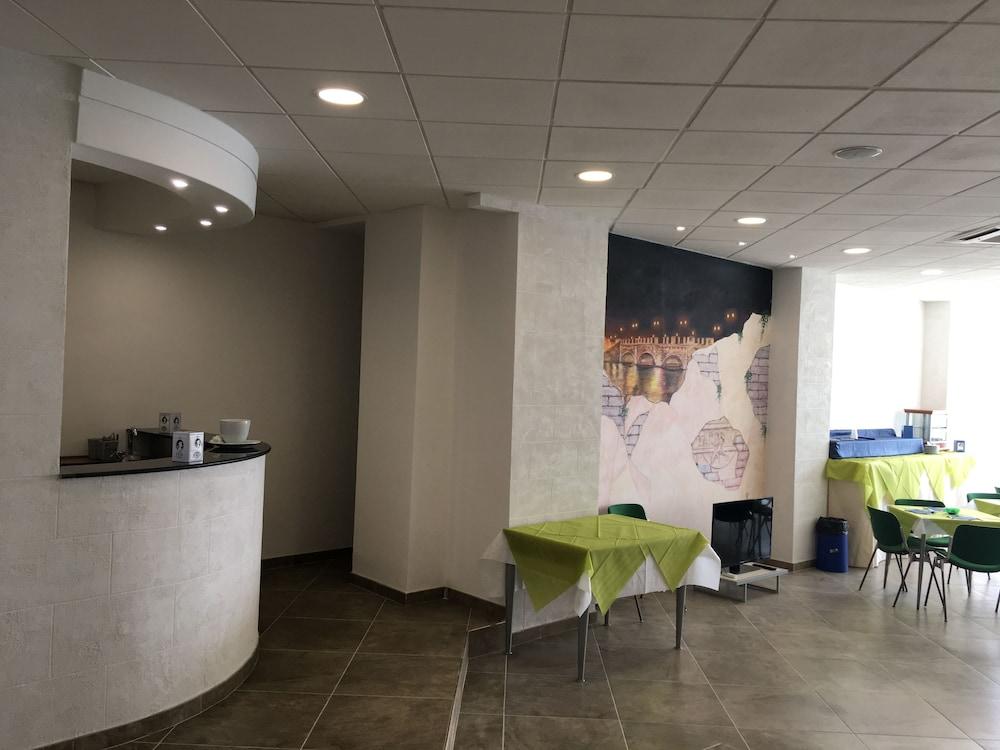 lobby