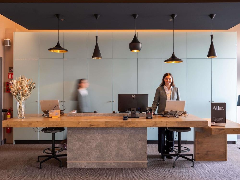 lobby