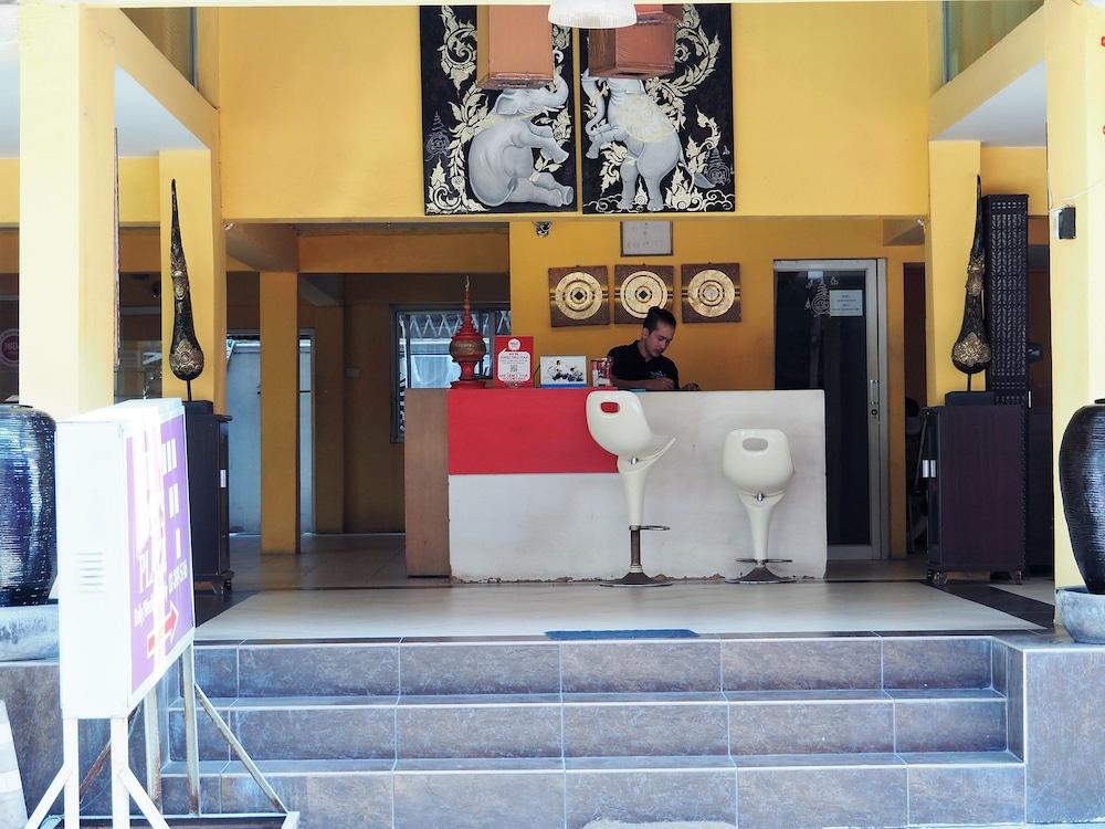 lobby