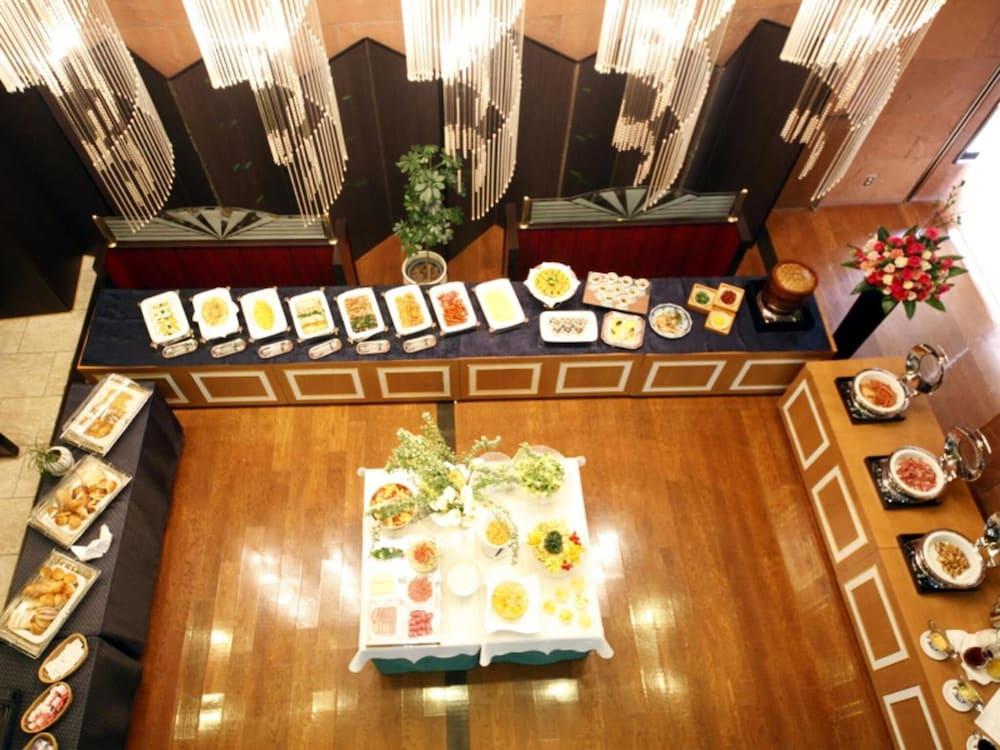 restaurant-cafeteria