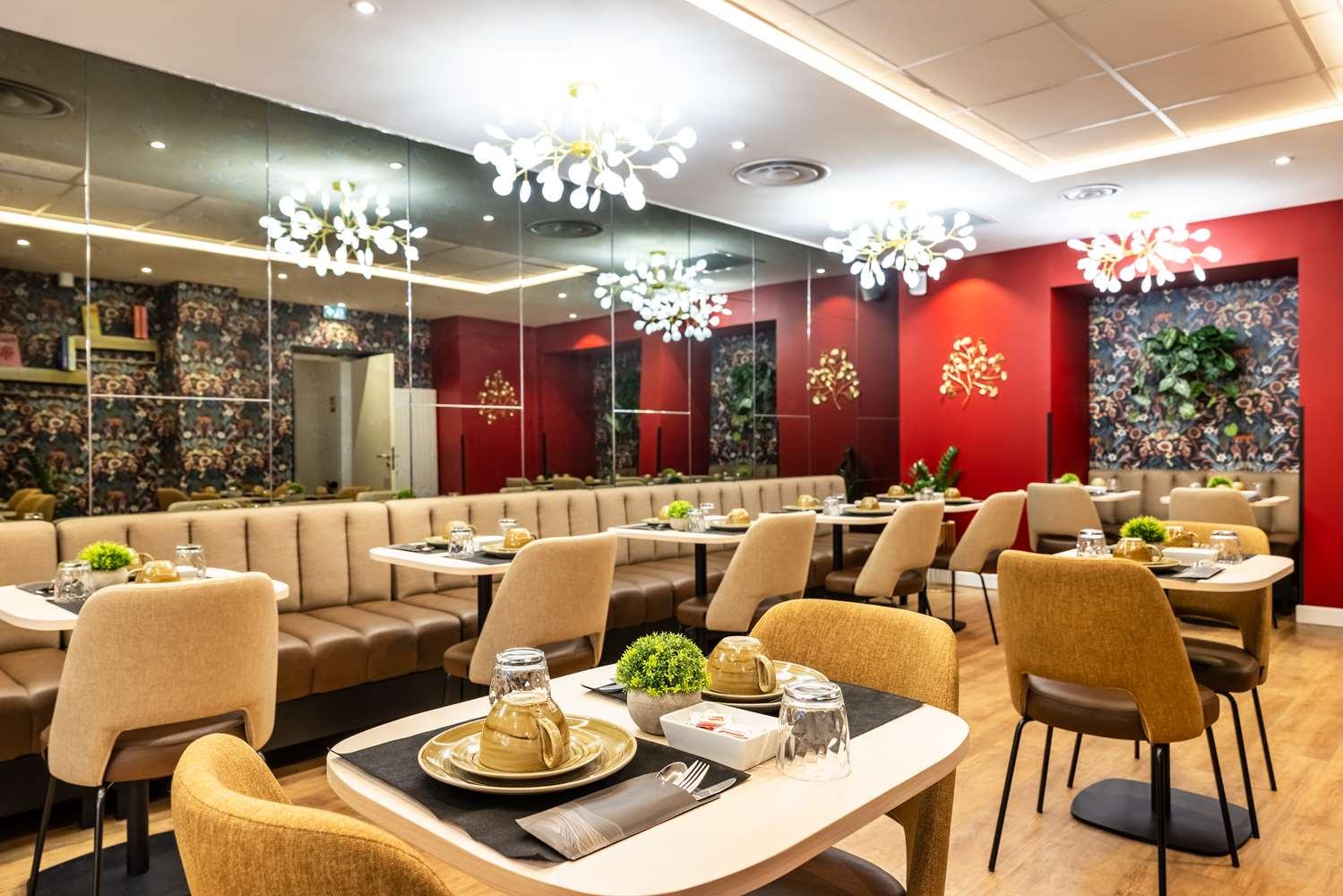restaurant cafeteria
