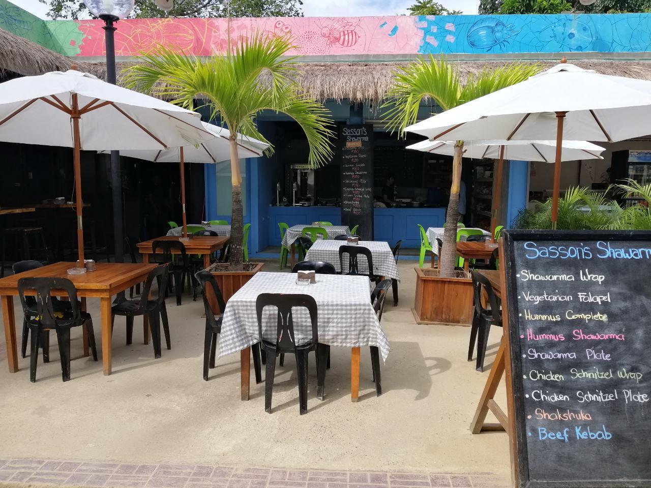 restaurant cafeteria