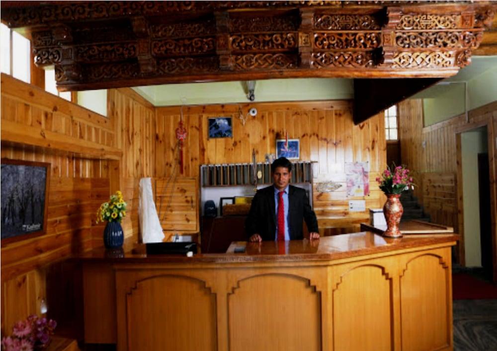 lobby