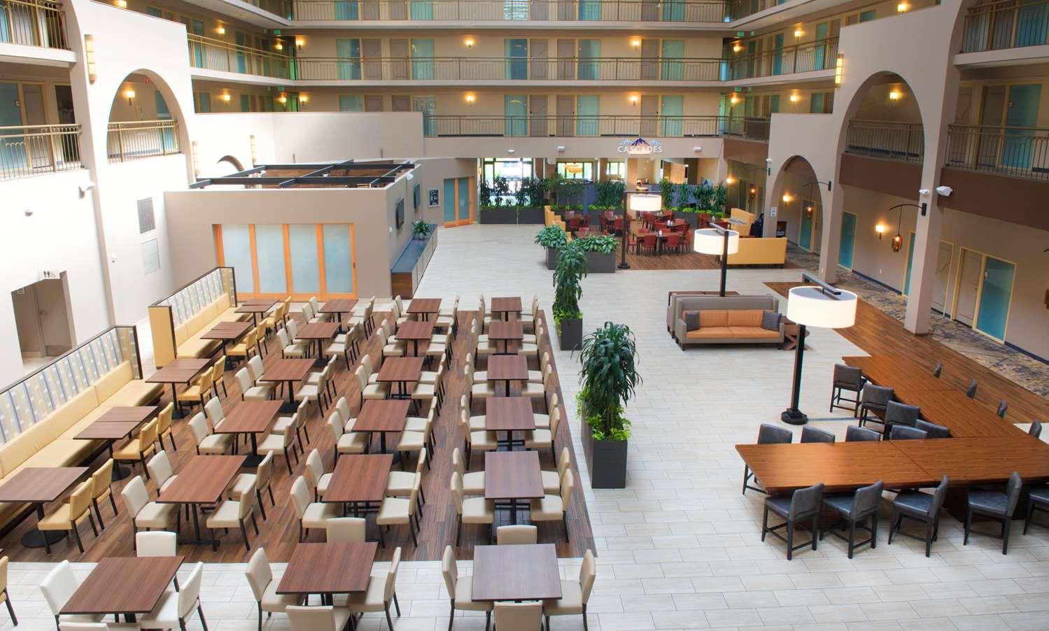 restaurant cafeteria
