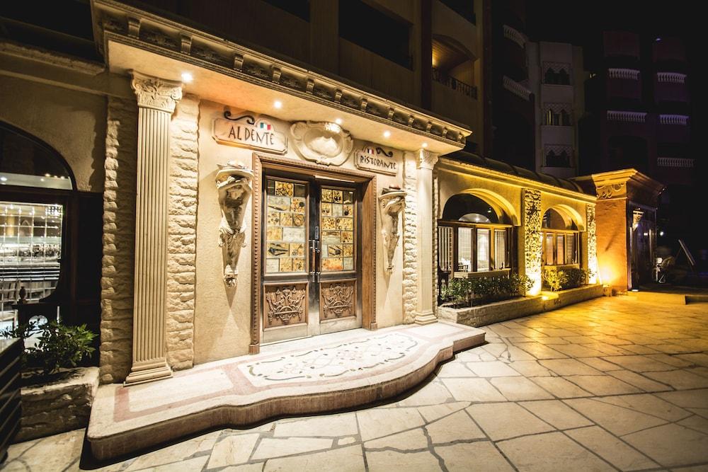 hotel