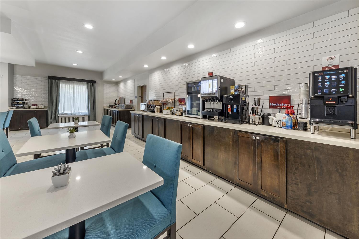 restaurant cafeteria