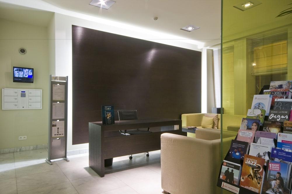 lobby