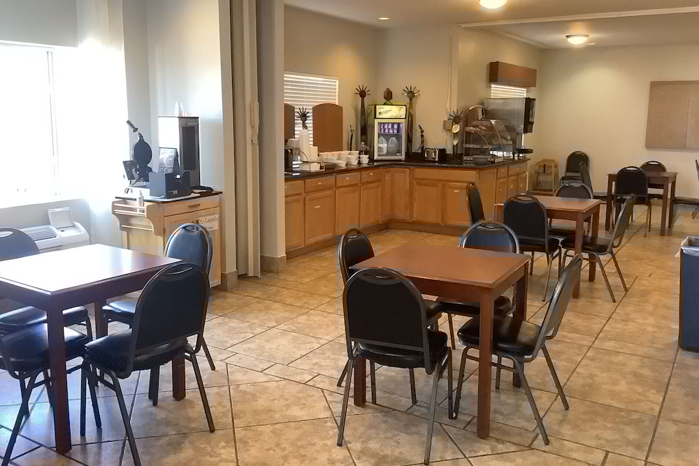 restaurant-cafeteria