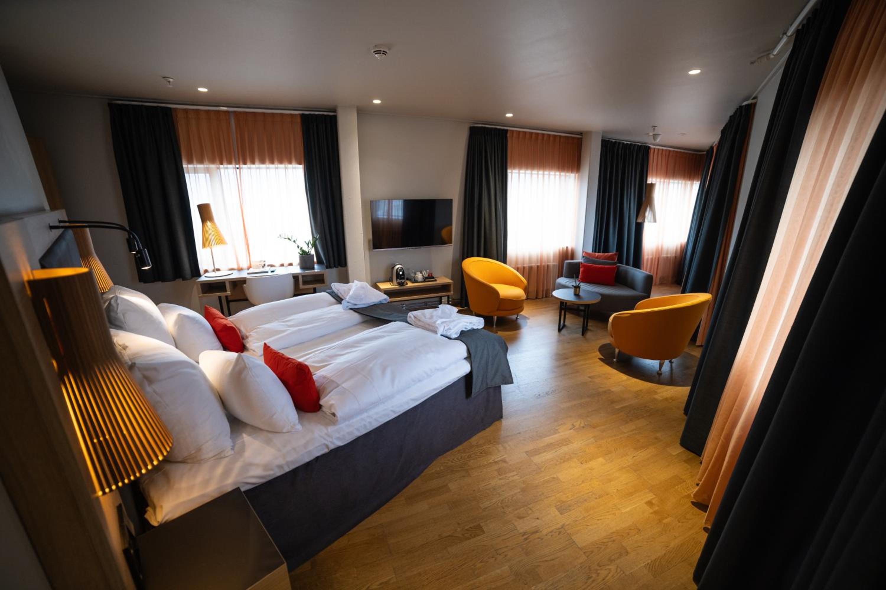 rooms