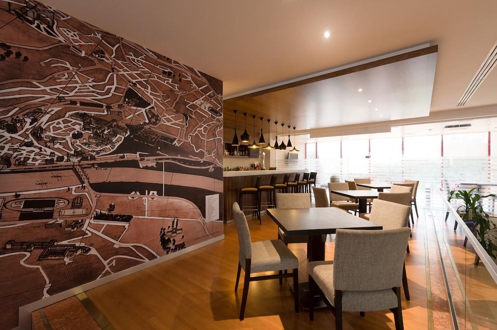 restaurant-cafeteria