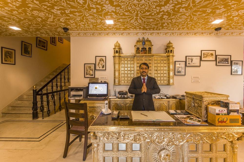 lobby