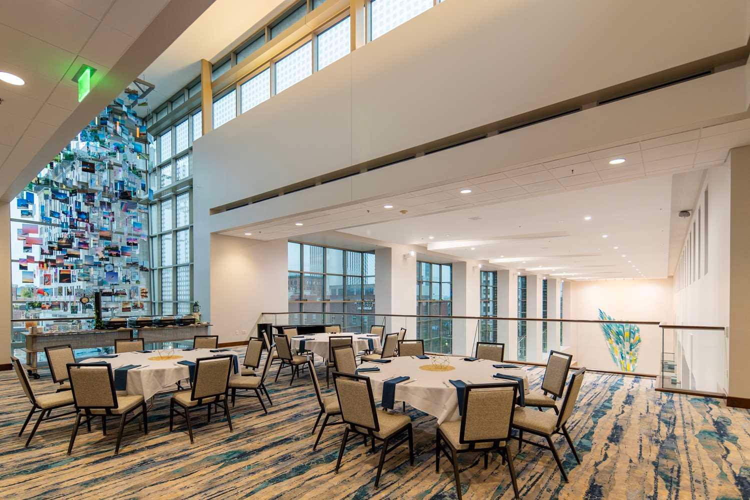 restaurant cafeteria