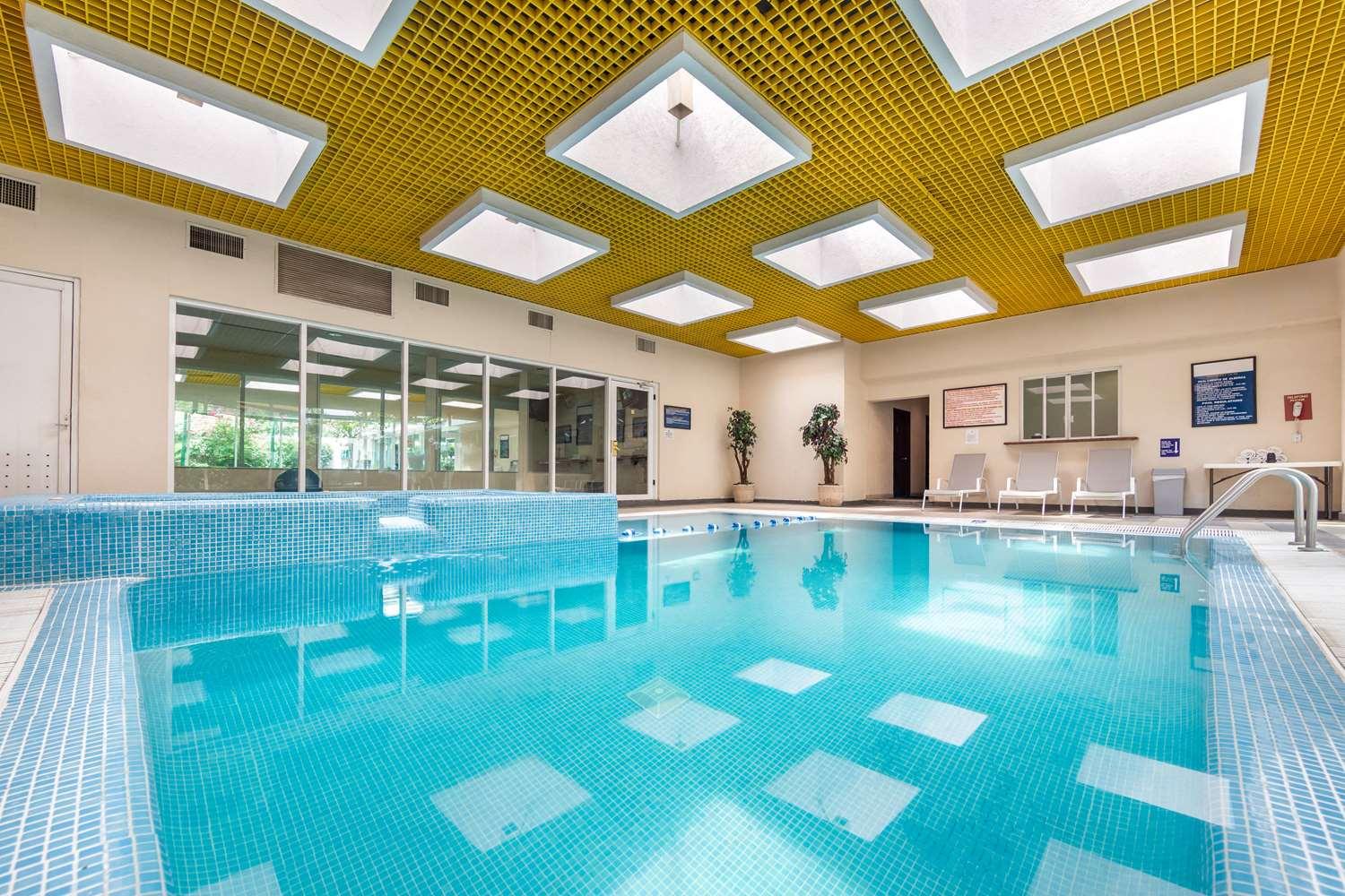 swimming pool spa