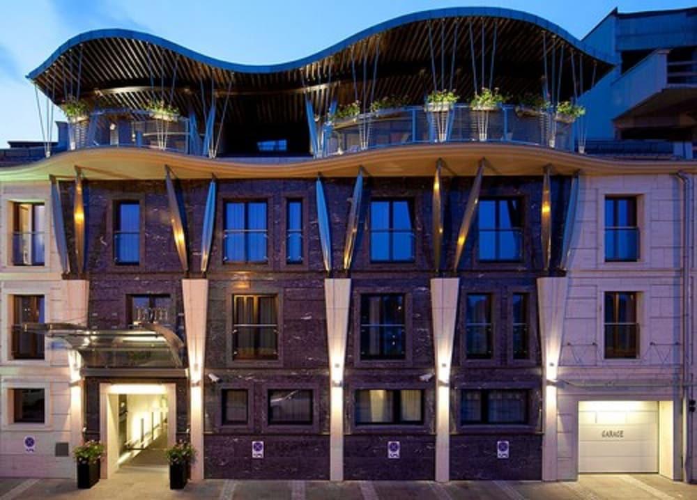 hotel