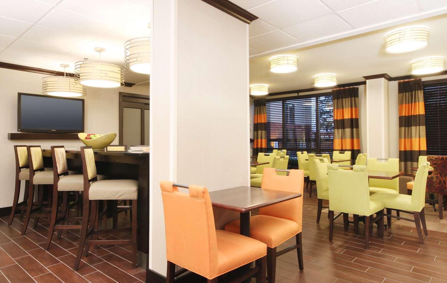 restaurant cafeteria