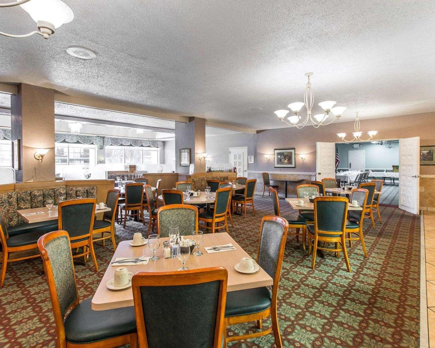 restaurant cafeteria