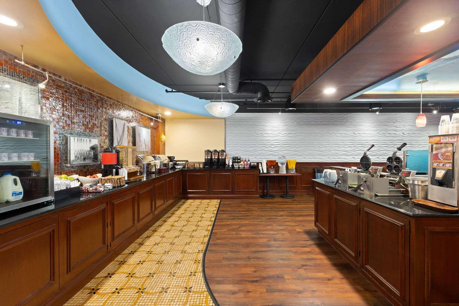 restaurant cafeteria