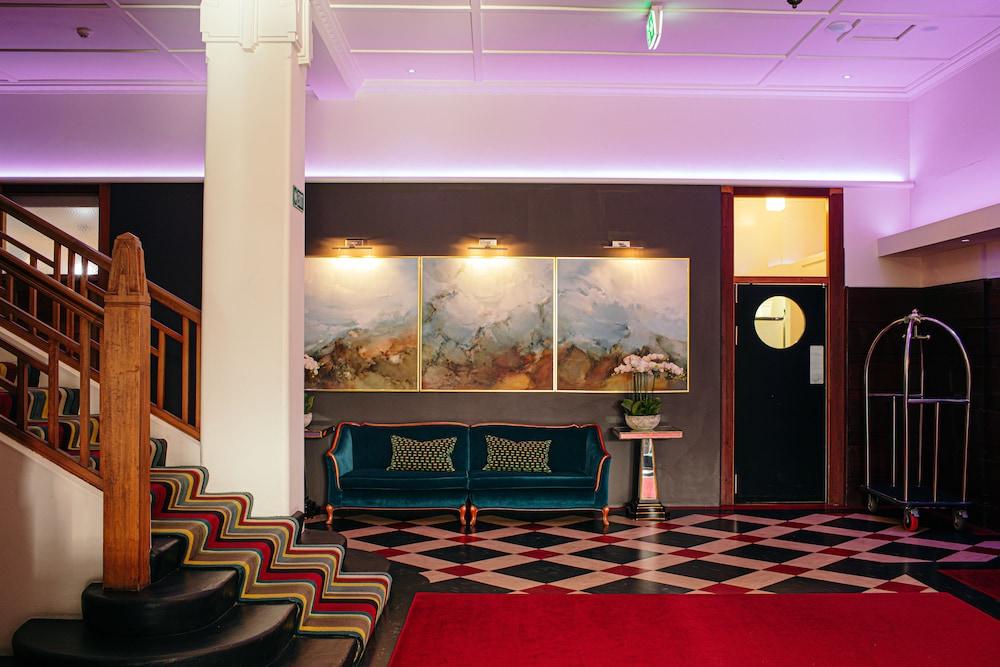 lobby