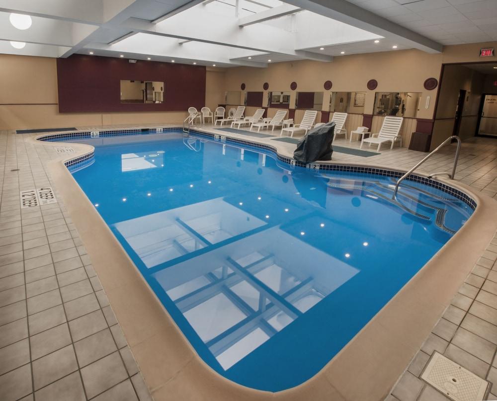 swimming pool spa