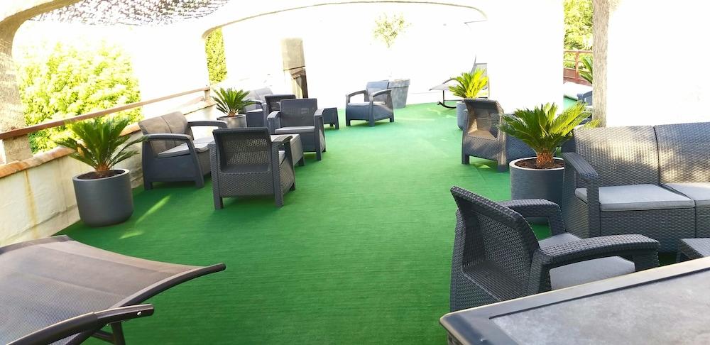 lounge