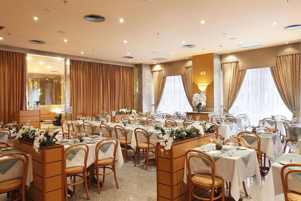 restaurant-cafeteria