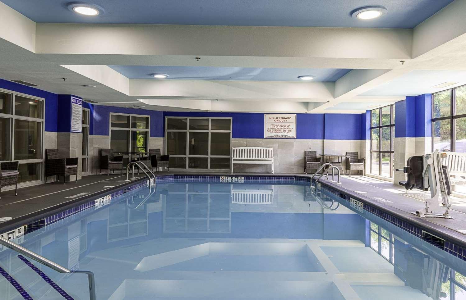 swimming pool spa