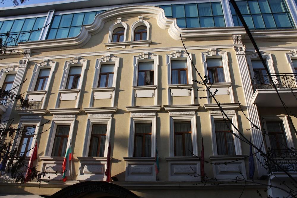 hotel