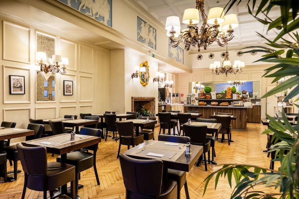 restaurant cafeteria