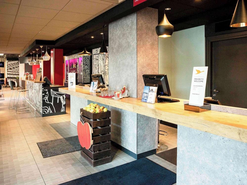 lobby