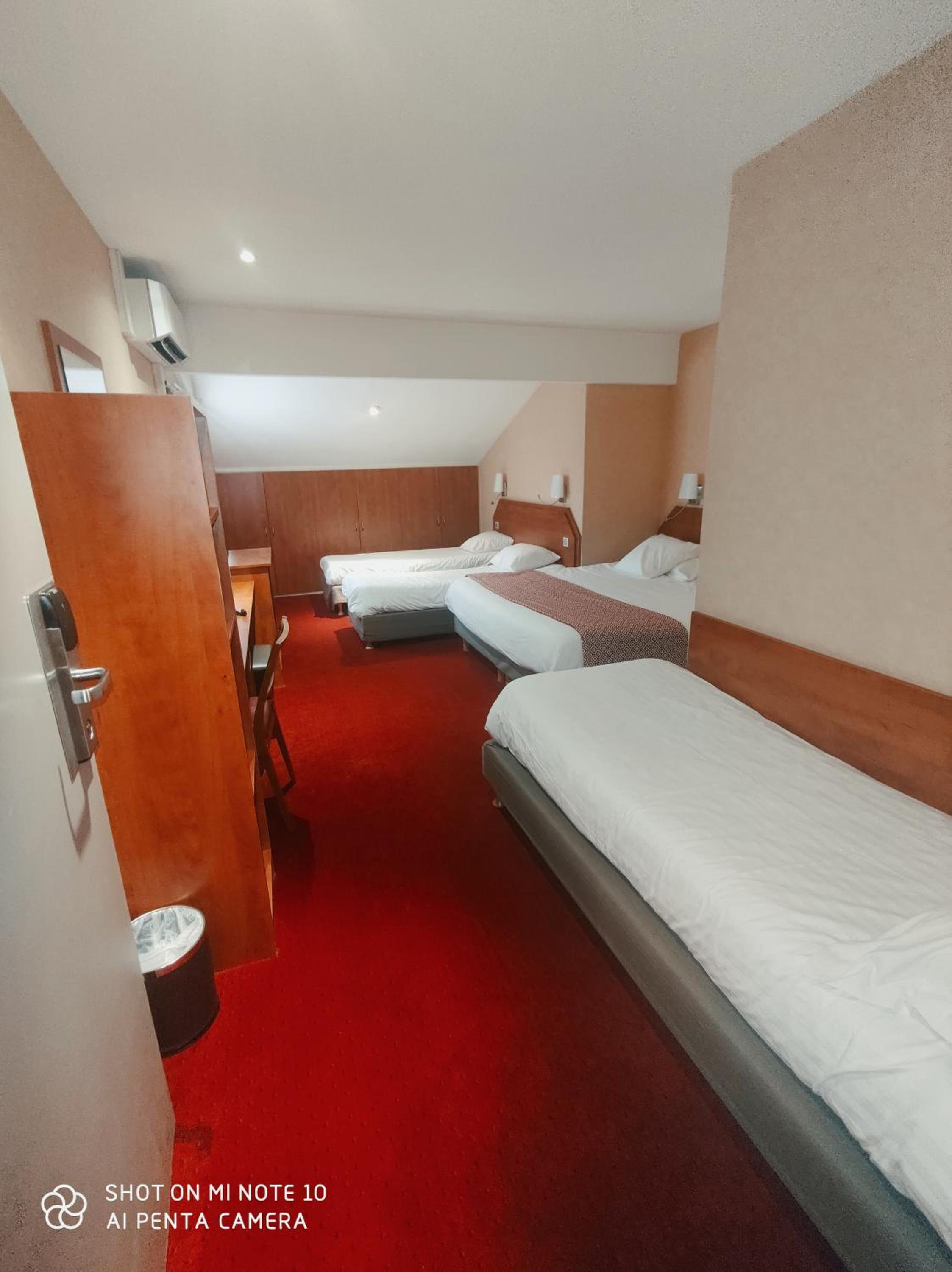 rooms