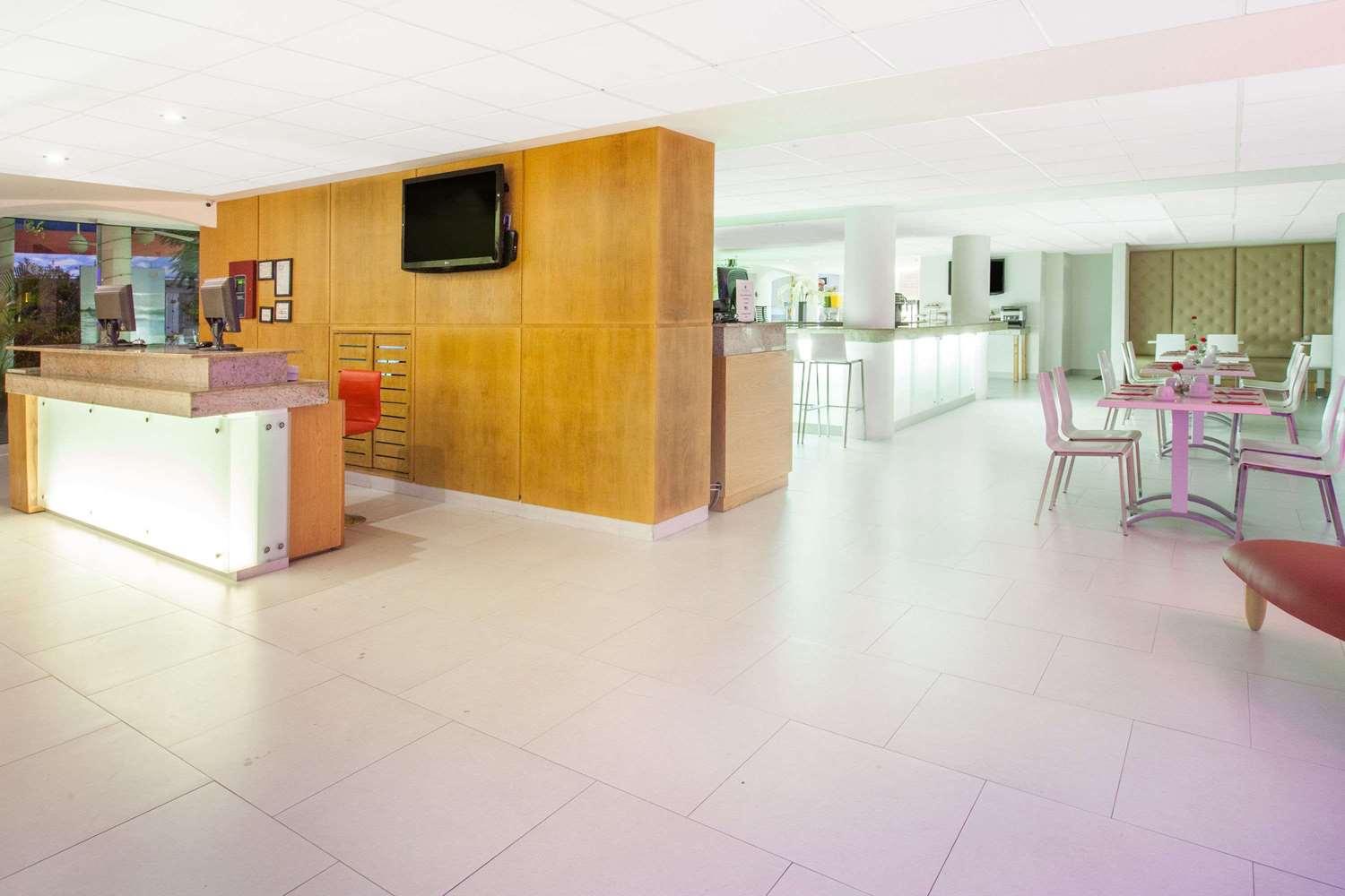 lobby