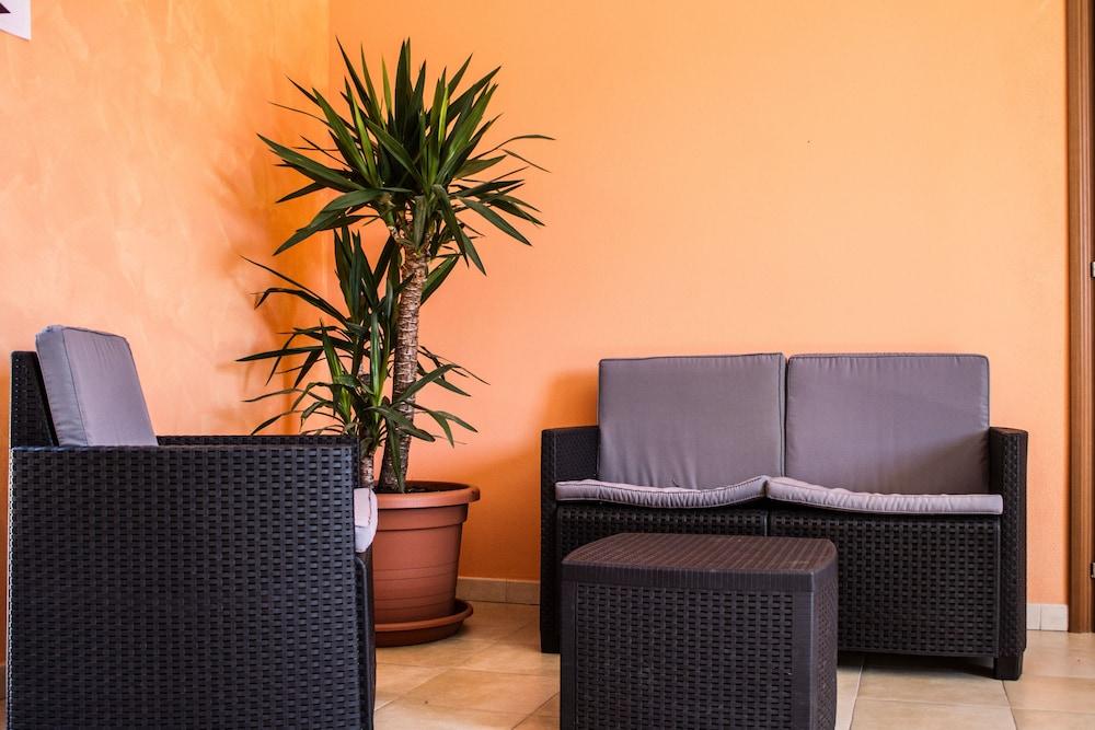 lounge