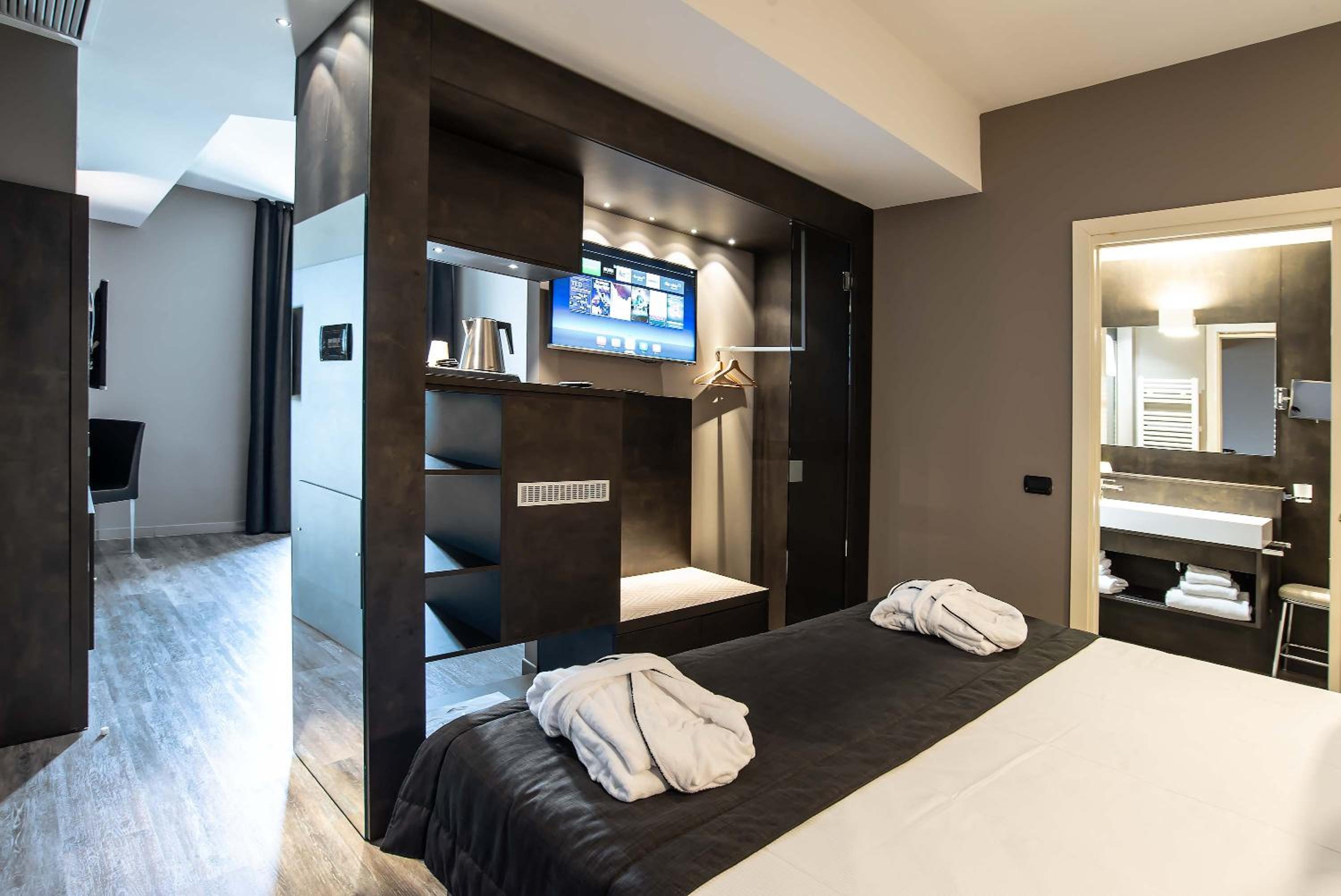rooms