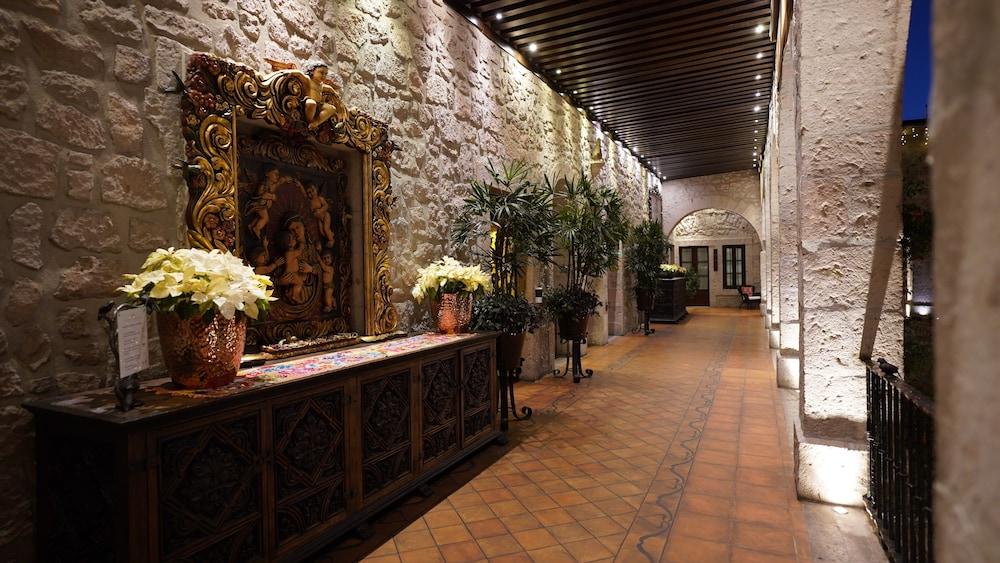 lobby