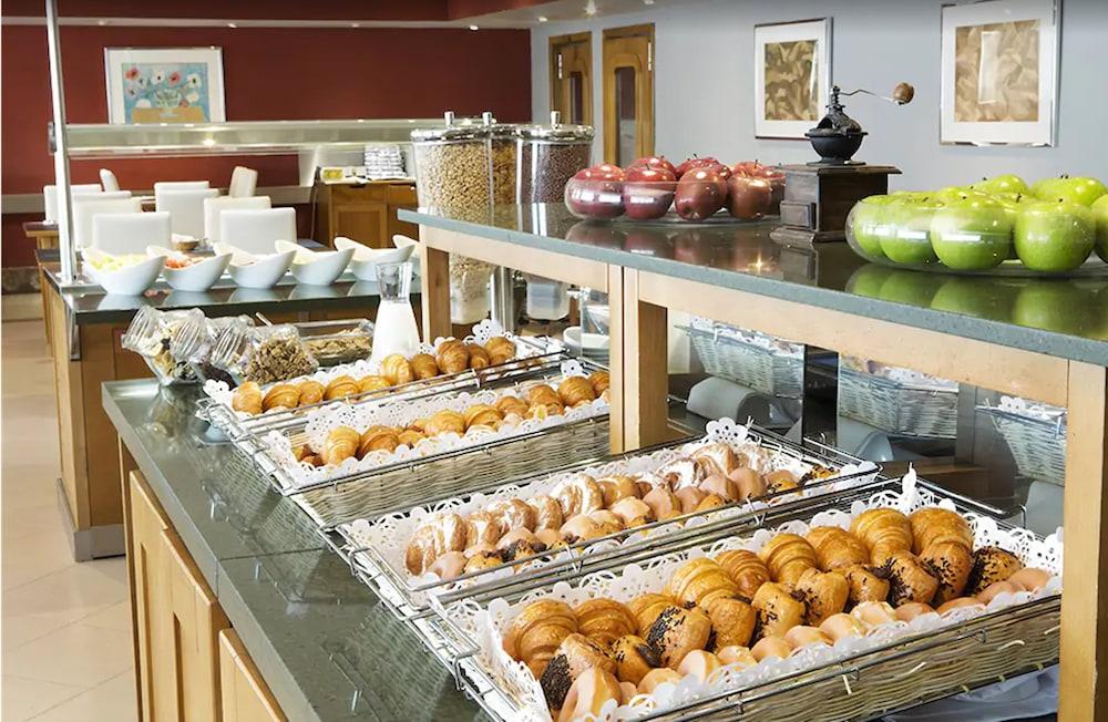 restaurant-cafeteria