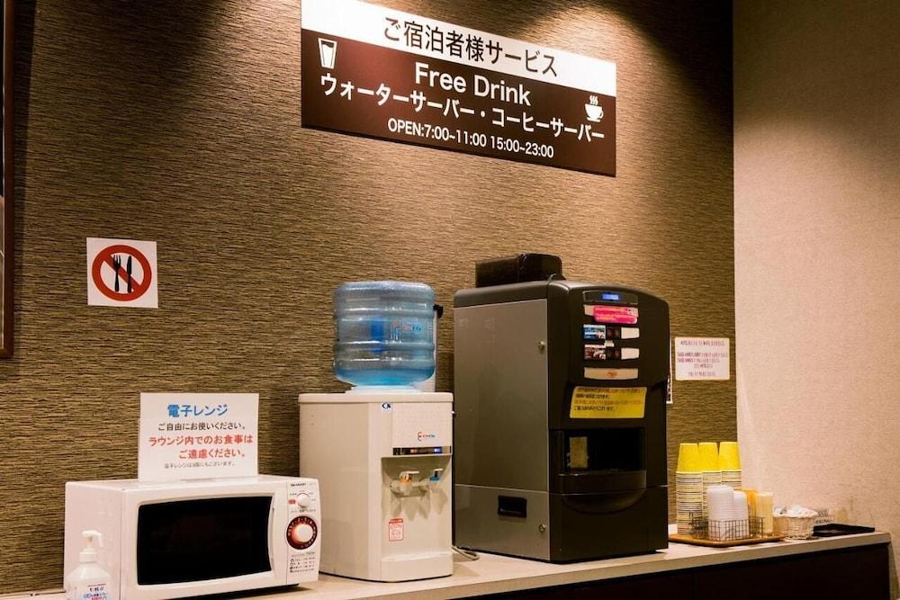 restaurant-cafeteria