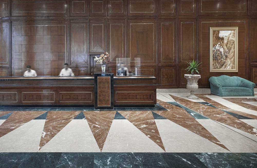 lobby