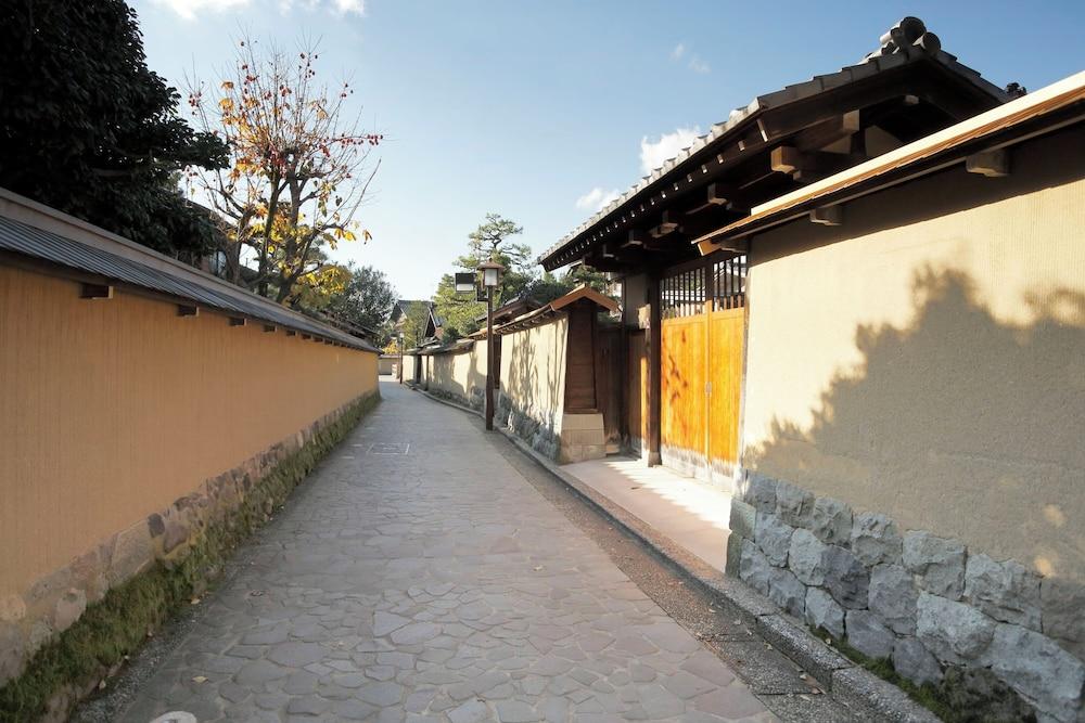 surroundings