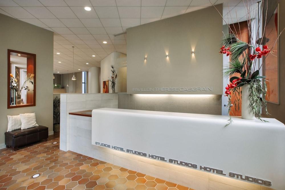lobby