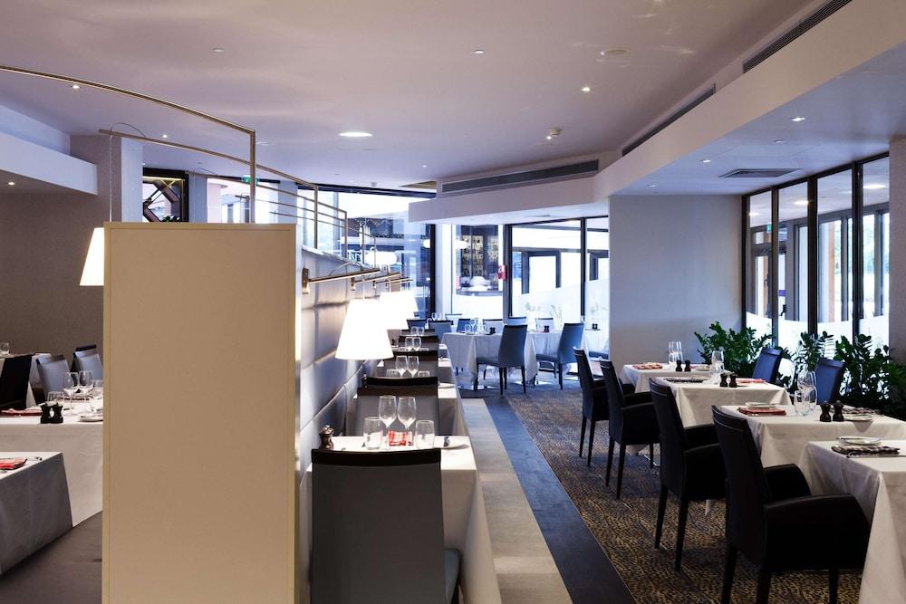 restaurant-cafeteria