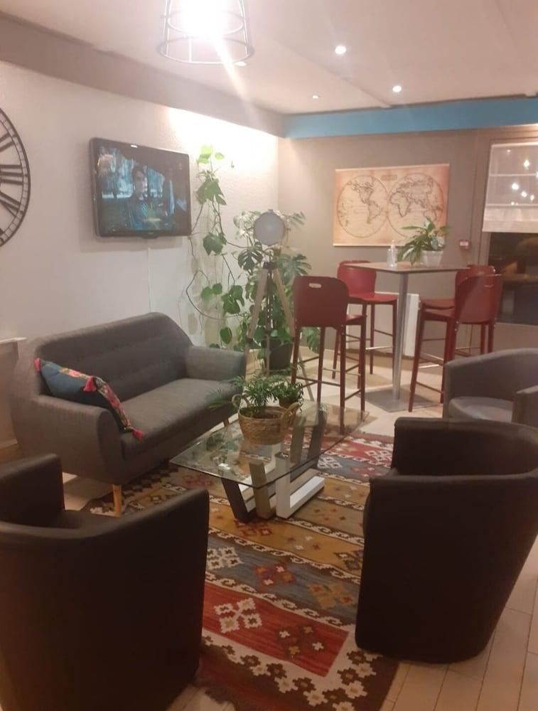 lounge