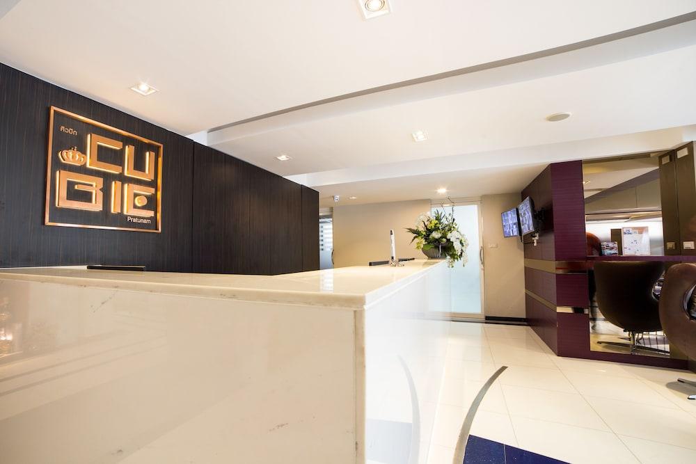 lobby