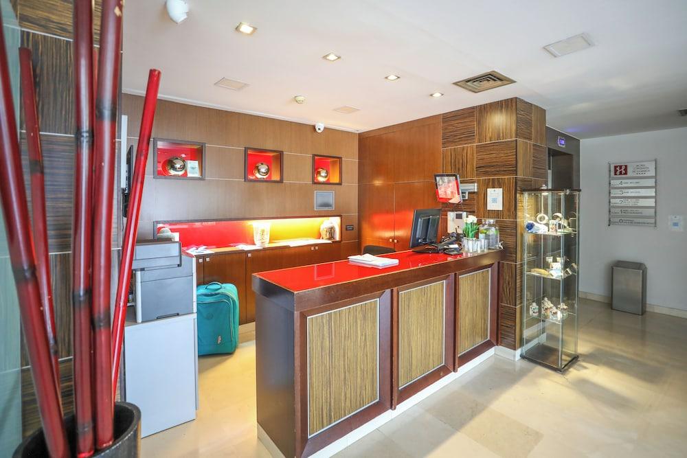 lobby