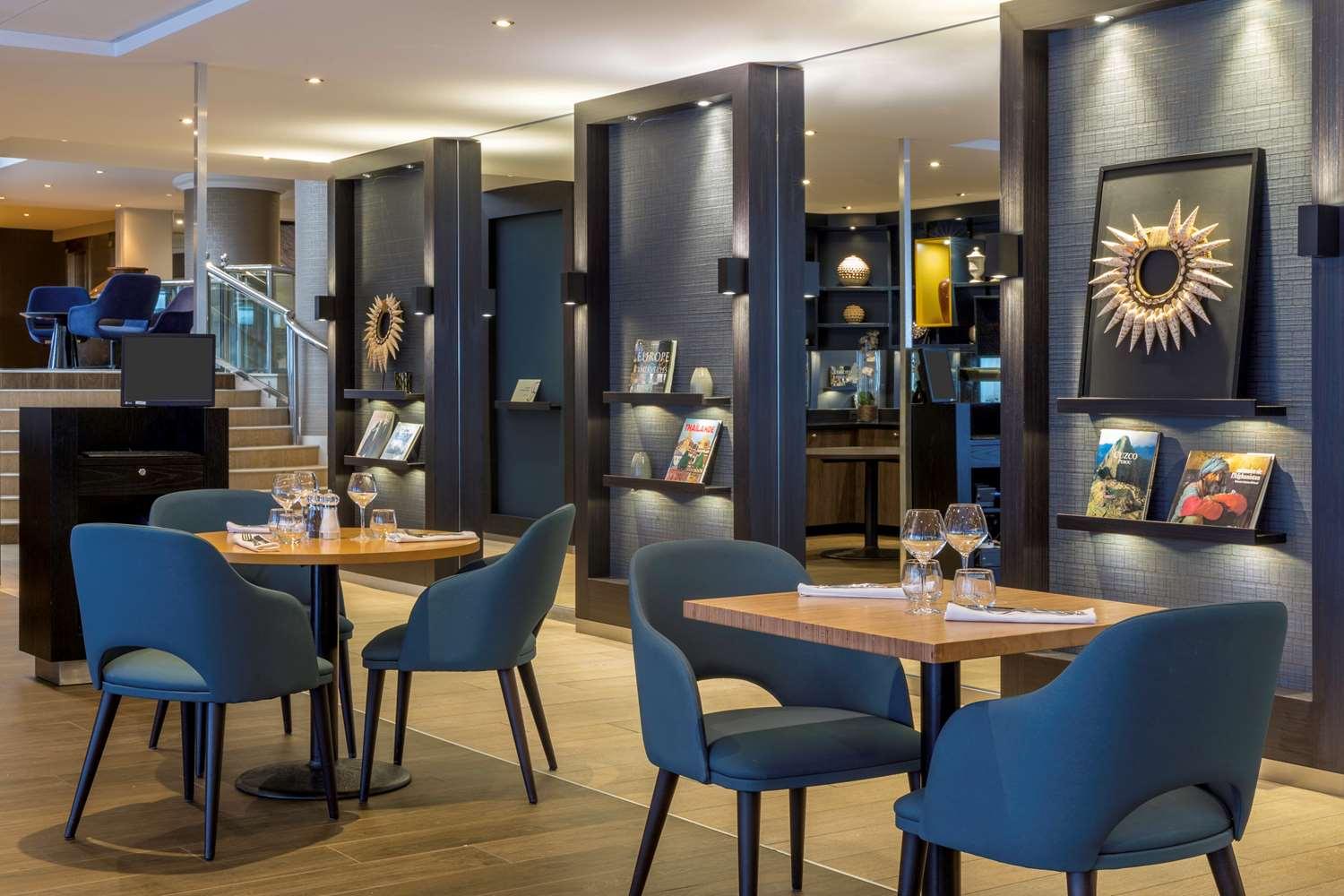 restaurant cafeteria