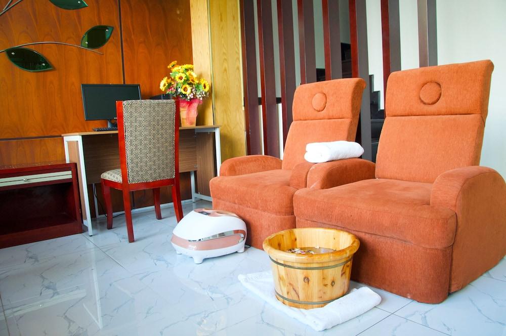 lounge