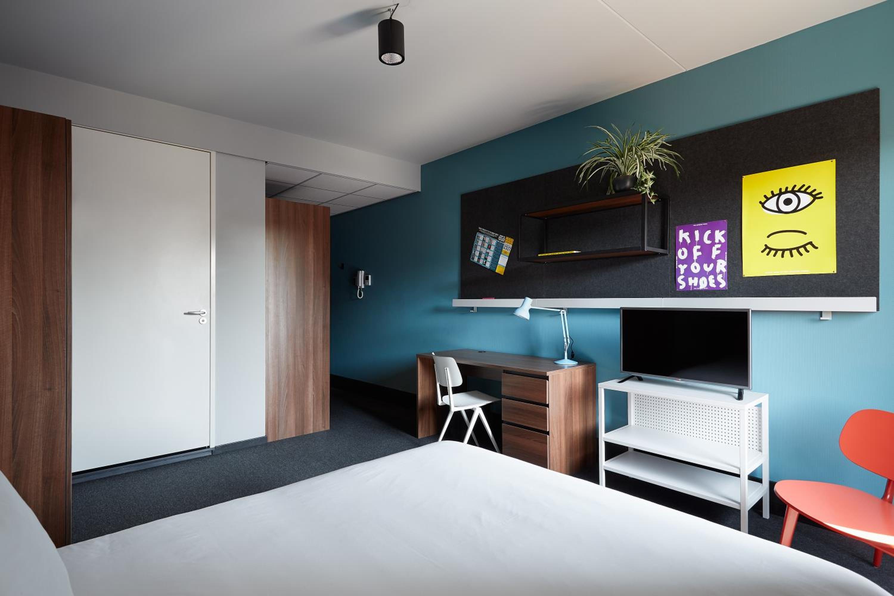 rooms
