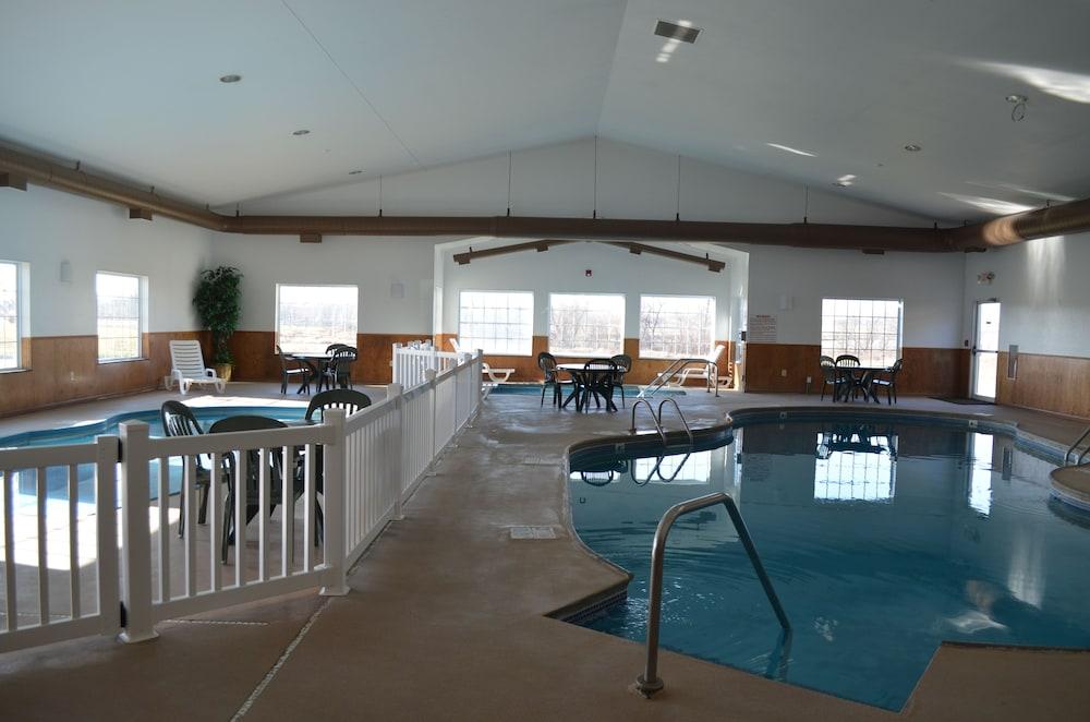 swimming pool spa