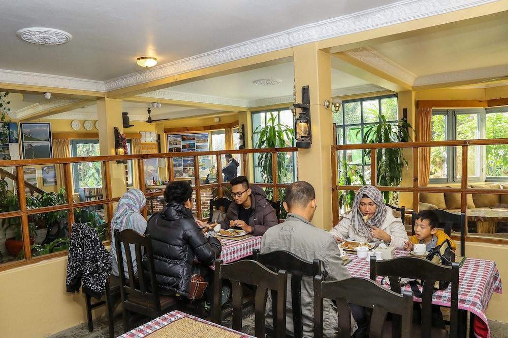 restaurant-cafeteria